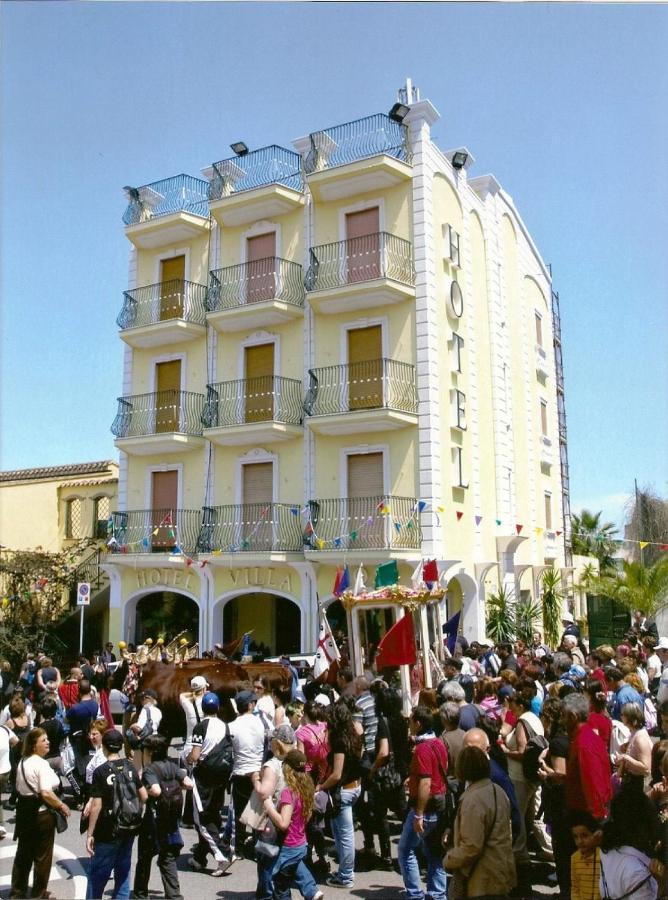 Hotel Villarosa Con Vespa Rent Сарок Екстериор снимка